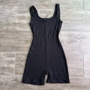 Naked Wardrobe Sculpted Bodysuit Romper Black Sleeveless Seamless Women’s small